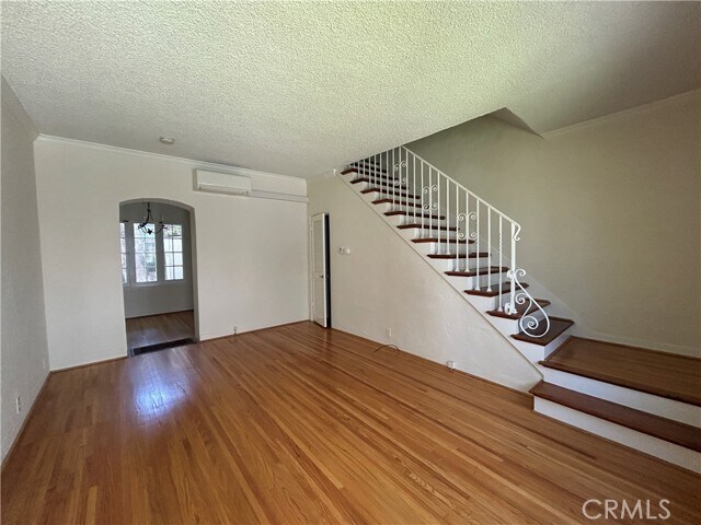 Foto del edificio - 75 N Catalina Ave