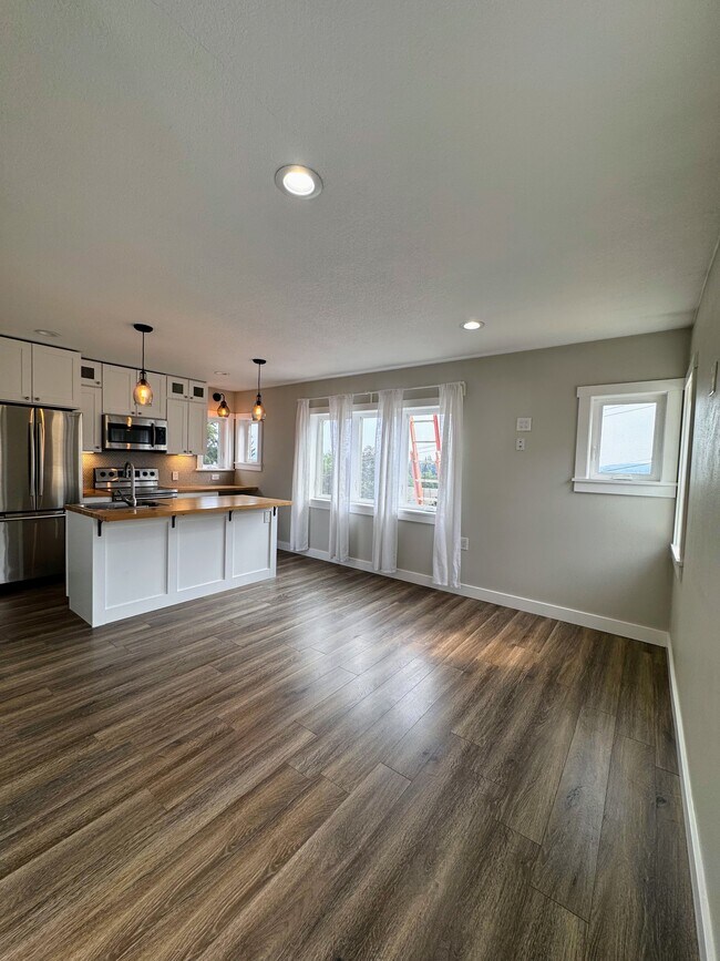Kitchen/Living Room - 1507 NW 10th Ave