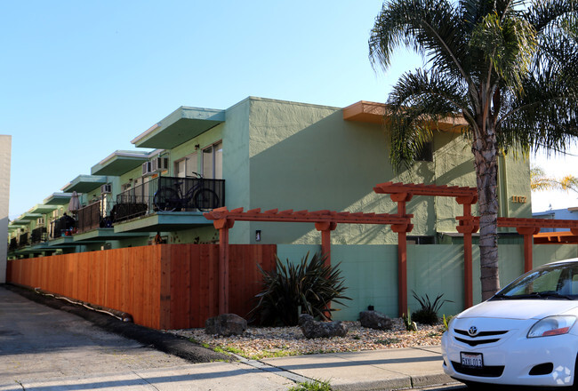 Vista ¡Palmeras - Vista Palms Apartments