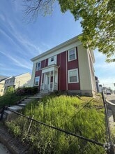 Building Photo - 426 Fletcher St