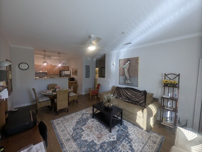 Foto del edificio - 400 Bucksley Ln