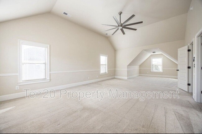 Building Photo - 41 Utah St