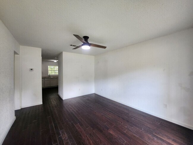 Building Photo - 6859 Sage Brush Lane