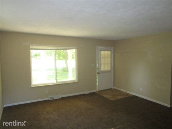 Building Photo - 609 E South Holly Rd