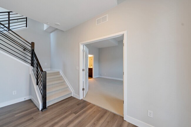 Foto del edificio - 549 Canary Ln