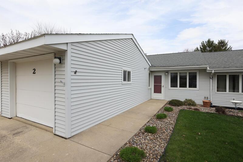 704 Clearview Dr, Decorah, IA 52101 House for Rent in Decorah, IA