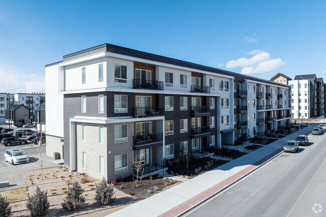 Foto del edificio - The Arza Apartments