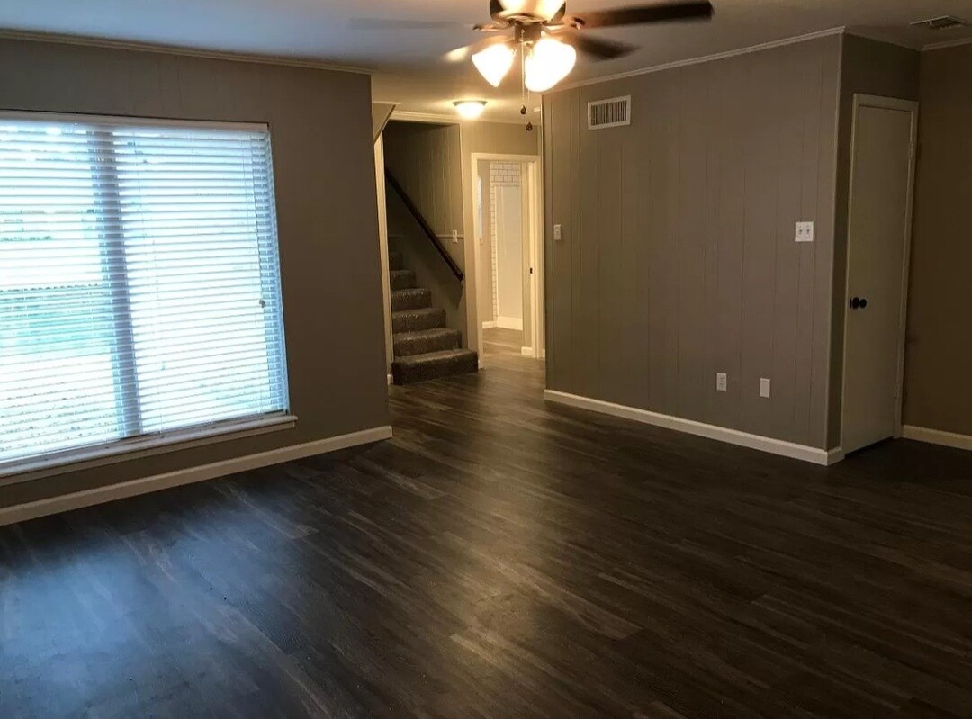 2907 Greenhills Dr, Kilgore, TX 75662 Townhome Rentals in Kilgore TX