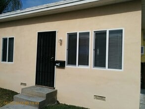 Building Photo - 1610 W 205th St