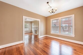 Building Photo - 2611 Rosewood St