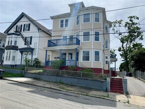Building Photo - 2-34 Sisson St
