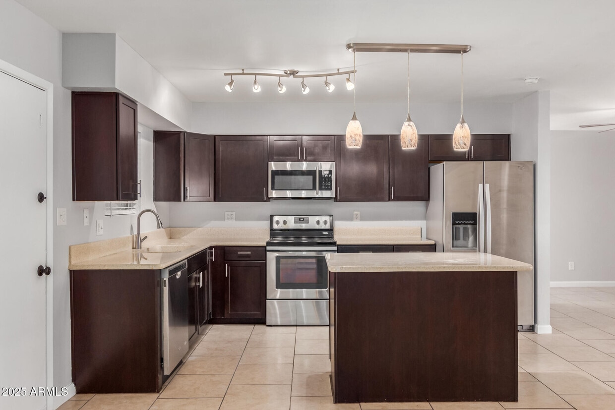 Foto principal - 1002 W Villa Rita Dr