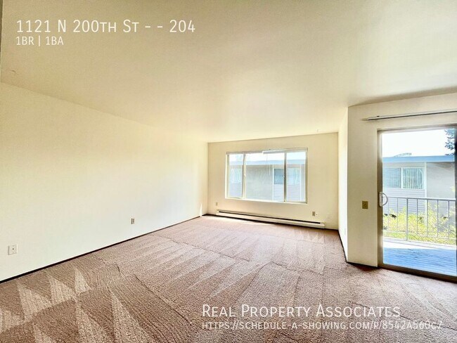 Foto del edificio - 1121 N 200th St