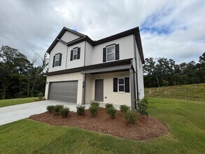 Building Photo - 8 Cavalier Ct