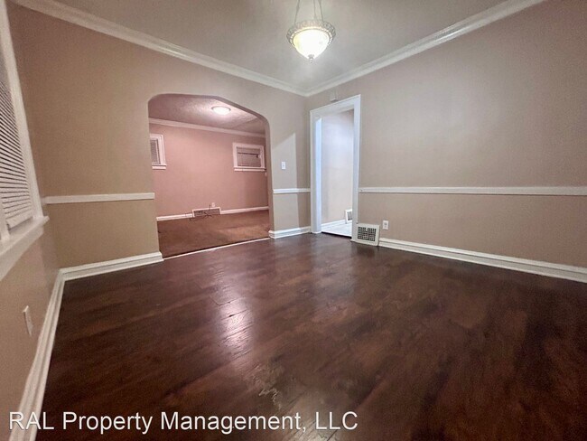 Building Photo - 3 br, 1 bath House - 13113 Cranwood Park Blvd