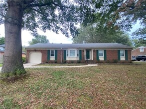 Building Photo - 2904 Evergreen Ct