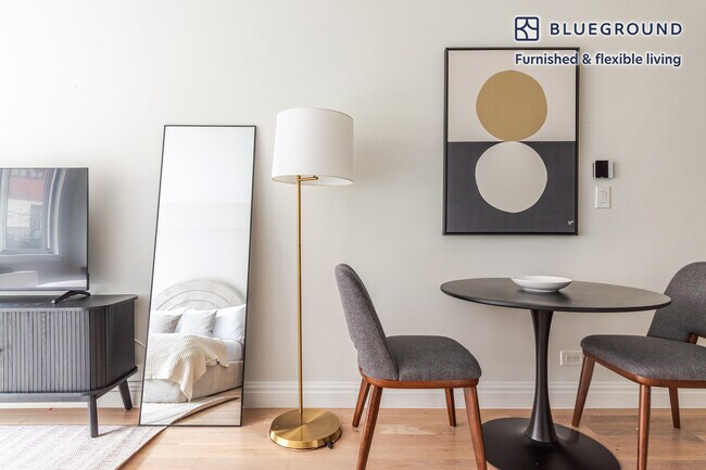 Foto del edificio - 340 E 51st St