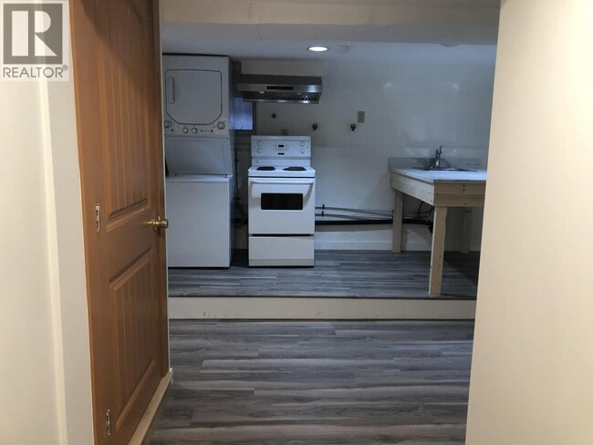 Building Photo - 4136 Gilpin Crescent