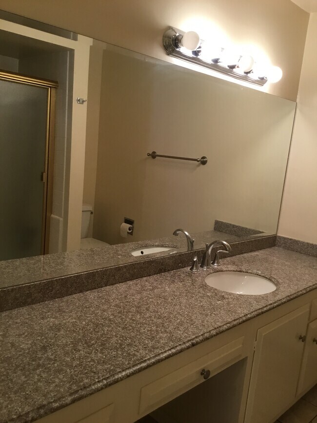 Bathroom #1 - 8225 Manitoba St