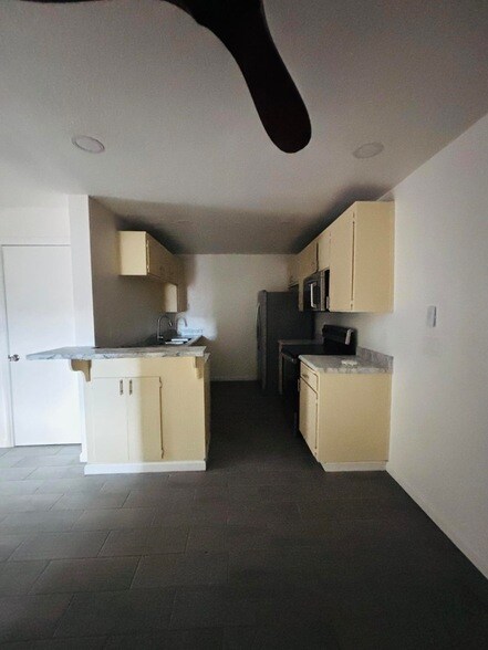Foto del edificio - 32200 Cathedral Canyon Dr