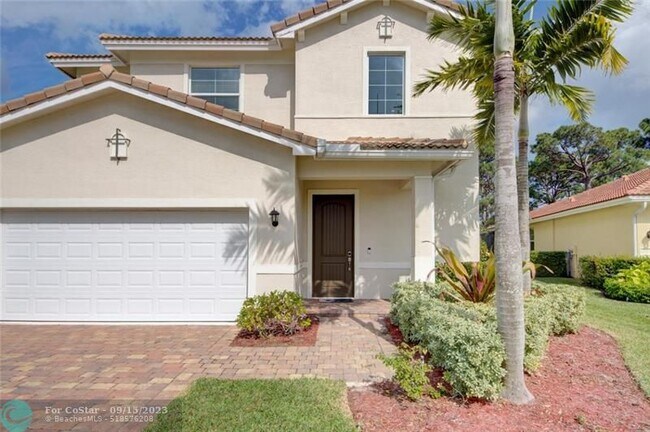 Building Photo - 495 NE Abaca Way