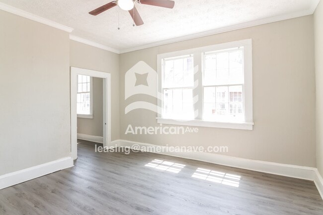 Building Photo - 8 Beechwood Heights
