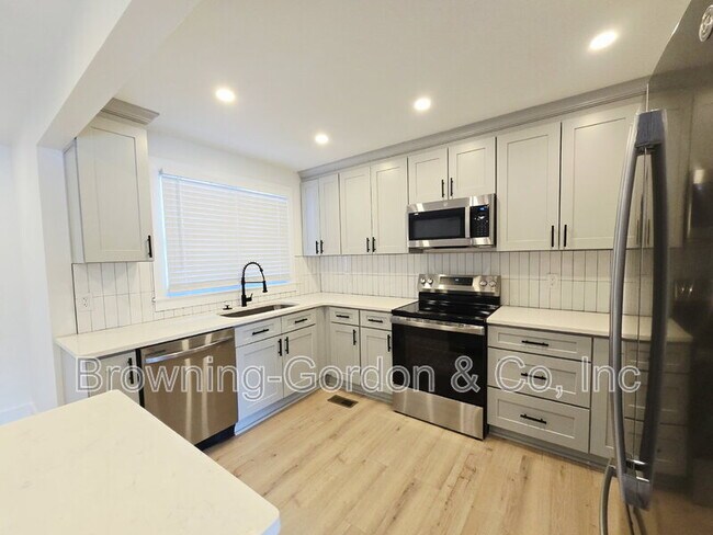 Building Photo - 1601 Haynes Meade Cir