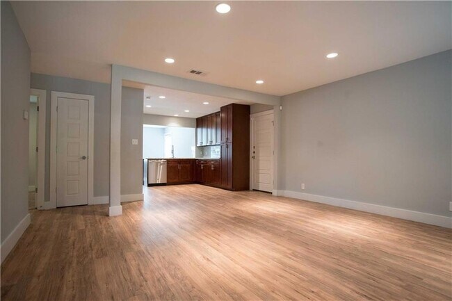 Foto del edificio - 809 Sussex Dr