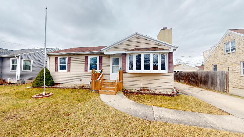 Primary Photo - 707 Roy Ave