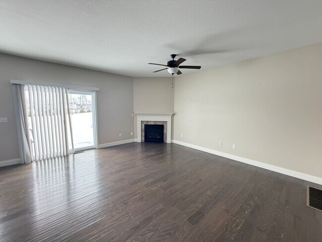 Foto del edificio - 754 Sedgegrass Dr