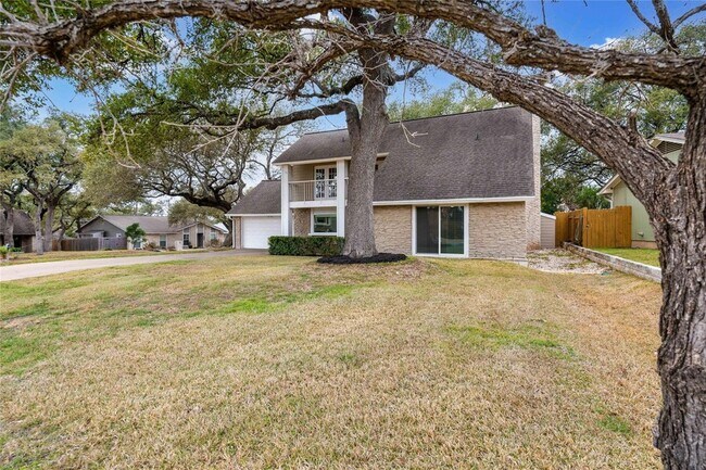 Foto del edificio - 8000 Manassas Dr