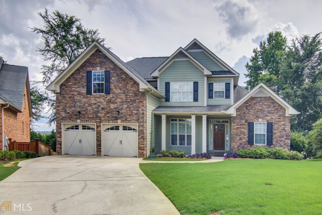 Primary Photo - 9130 Golfview Cir