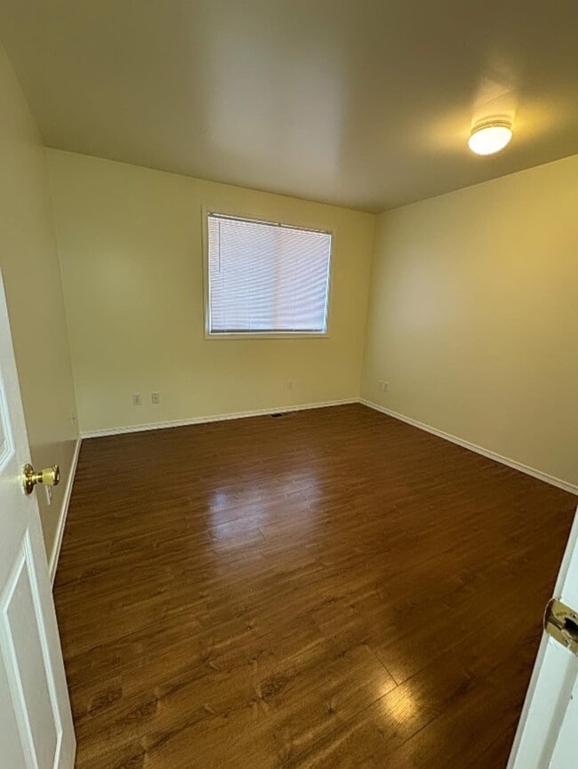 master bedroom - 3108 Orleans St