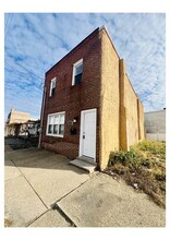 Building Photo - 3647 Richmond St