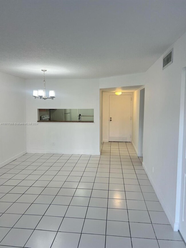 3399 Foxcroft Rd Unit 114, Miramar, FL 33025 Condo for Rent in
