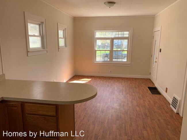 Building Photo - 2 br, 1 bath House - 1119 Brookside Drive