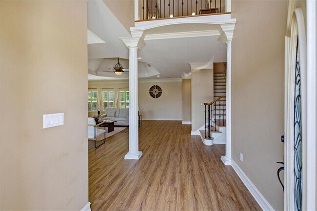 Building Photo - 210 Masters View Ct