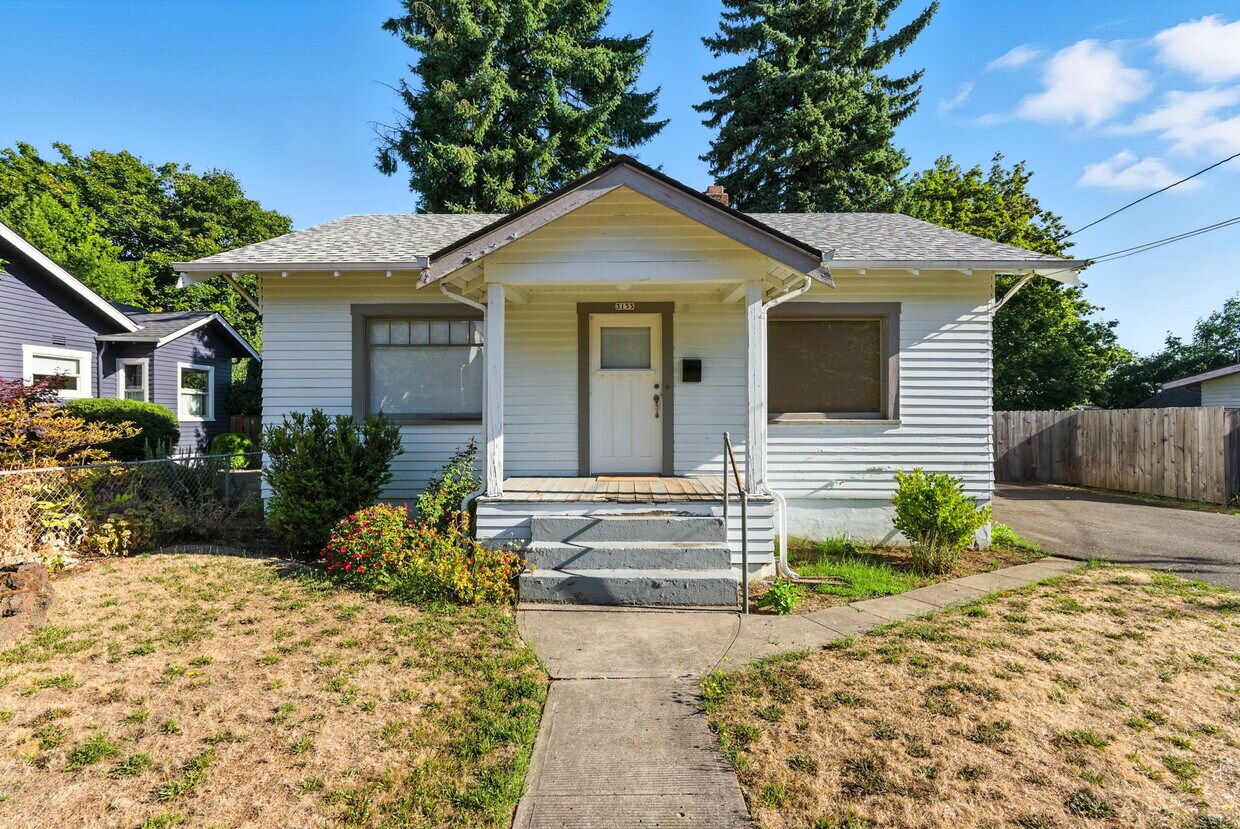 Foto principal - 3155 N Farragut St