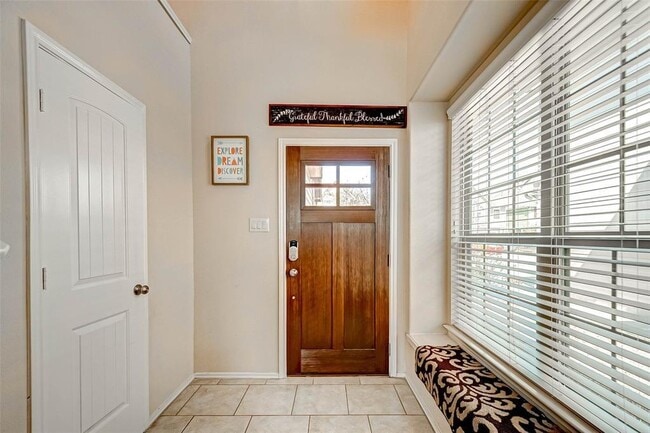 Building Photo - 6430 Stoney Creek Dr