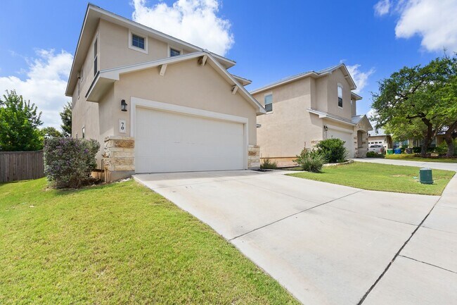 Foto del edificio - 3 Bedrooms and 2.5 Bathrooms located in Ca...