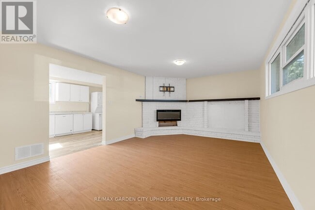 Building Photo - 71 Woodington Pl