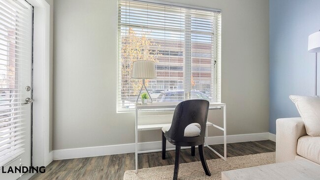 Building Photo - 1000 S Broadway