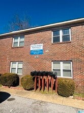 Building Photo - 732 AVENUE F F Ave