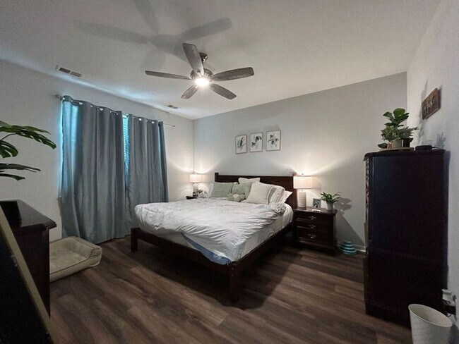 Foto del edificio - Charming home in Gated Community of Coffee...