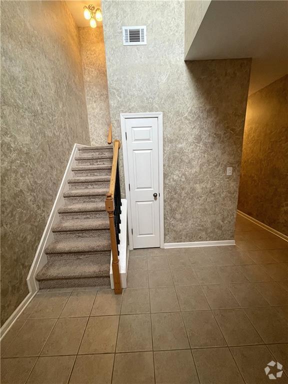 Building Photo - 2207 Pebble Beach Dr