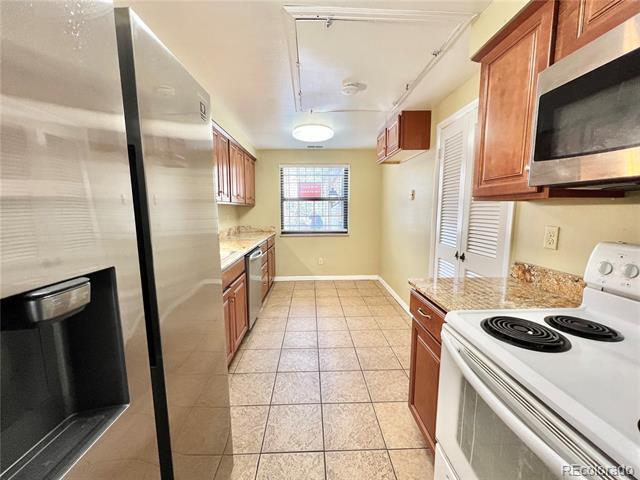 Building Photo - 7250 Eastmoor Dr
