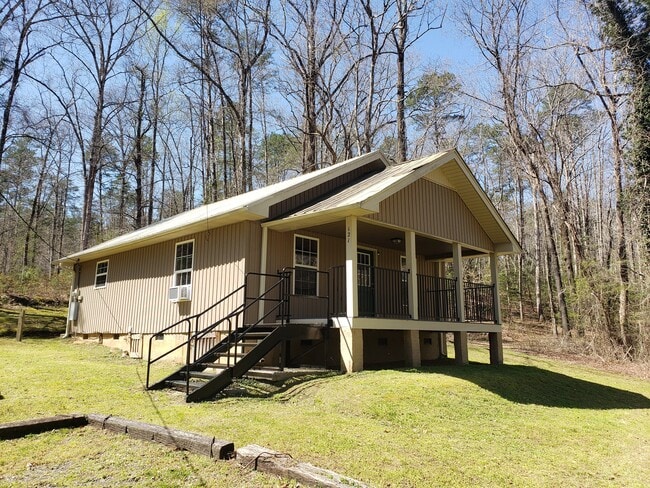 Building Photo - 121 Pumpkintown Rd