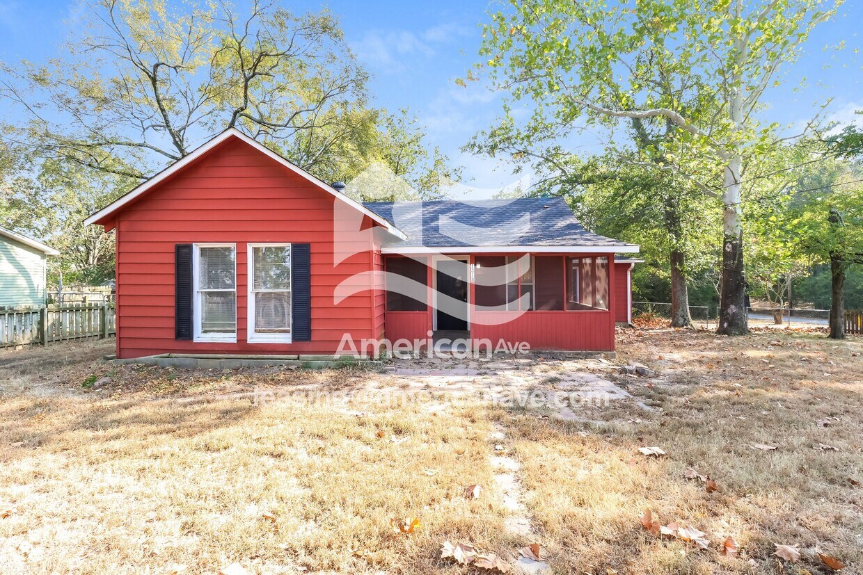 Foto principal - 1318 E Woodruff Ave