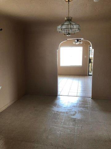 Building Photo - 362 Inglewood Dr