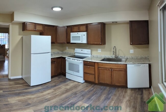 Building Photo - 9136 W 78th St